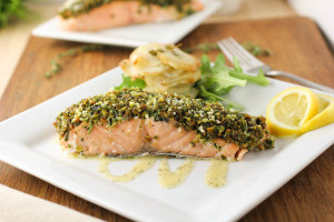 Pistachio-Pesto-crusted-salmon1-0693-300x200